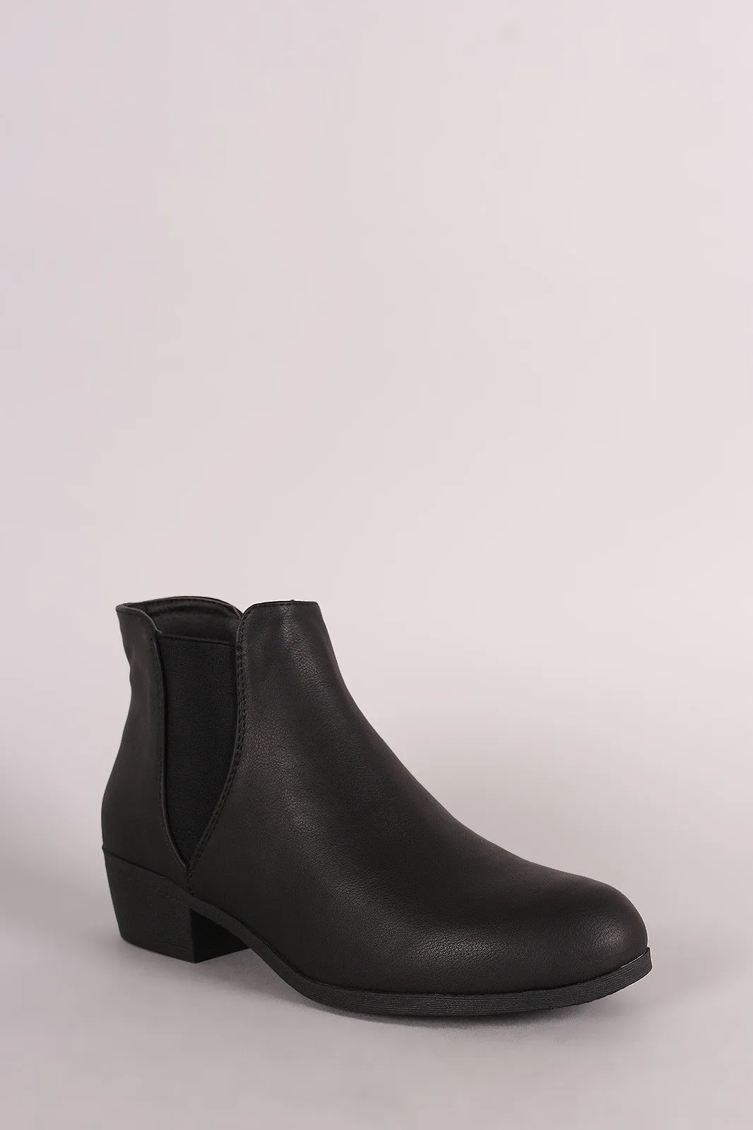 Qupid Elastic Gore Round Toe Booties
